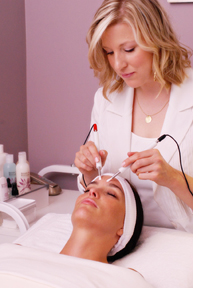 celebrity-esthetician-renee-rouleau