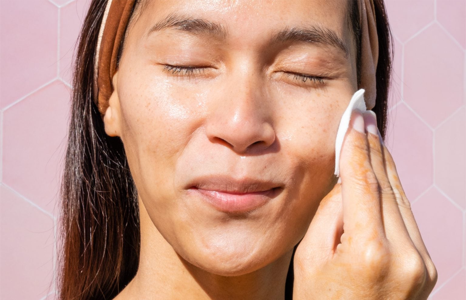 What's The Best Way to Apply Toner?