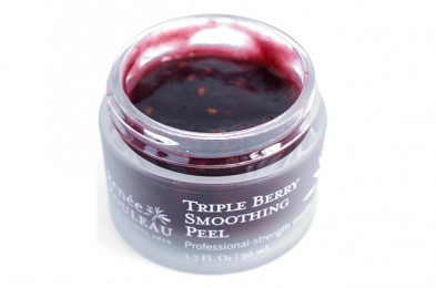 Renee Rouleau's triple berry smoothing peel