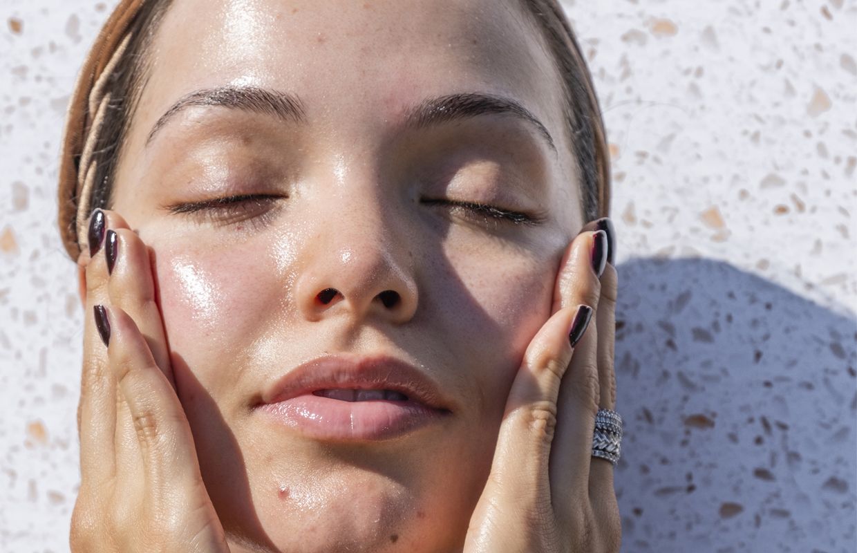 How This Esthetician Achieves Glowy Pores and skin With ‘Much less is Extra’
